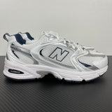 NB 530 Branco/Azul marinho