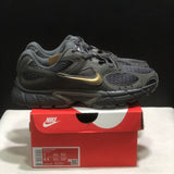 Nike V5 RNR preto/dourado