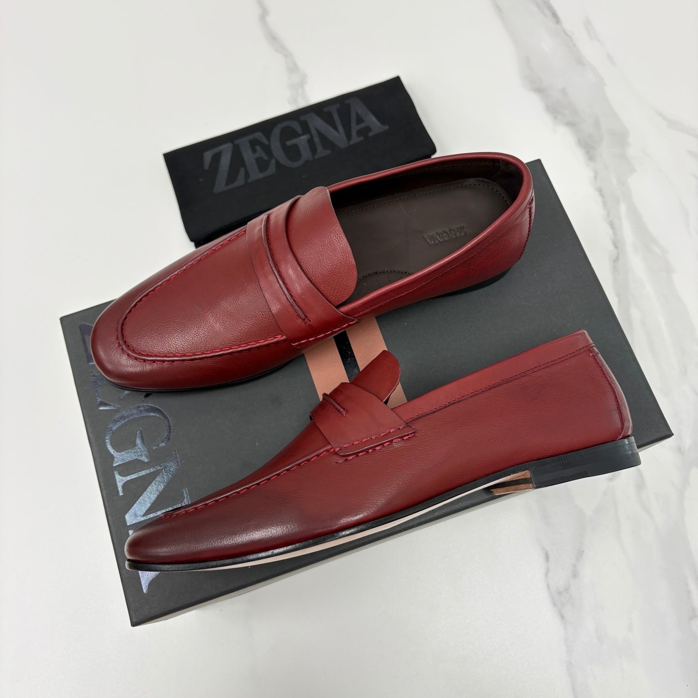 Mocassim Zegna Penny Loafer couro vinho