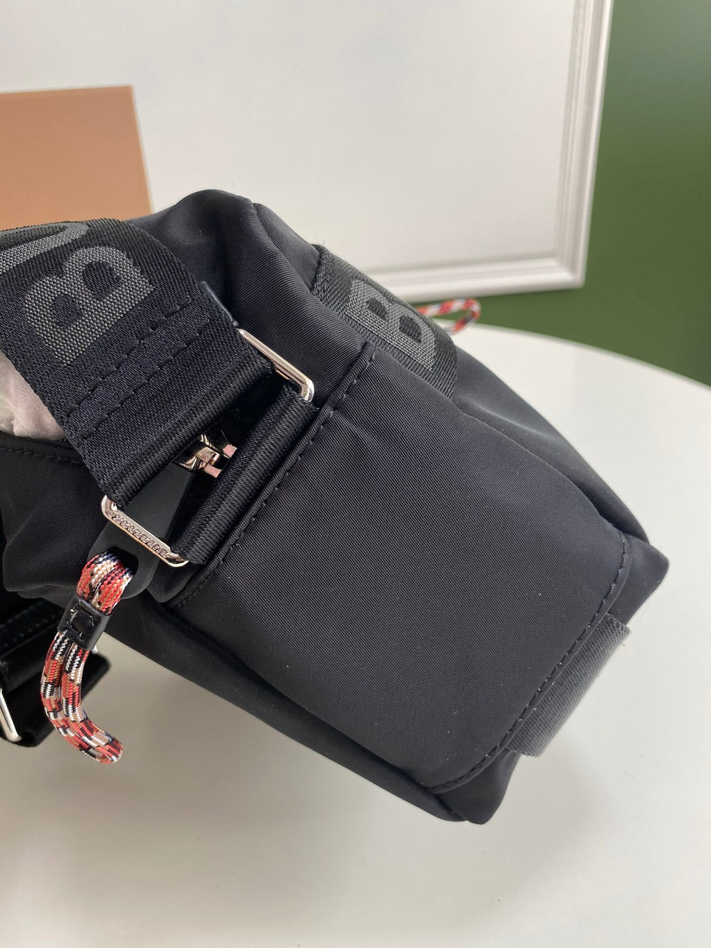 Bolsa Pochete Burberry Preto 22x11x16.5CM