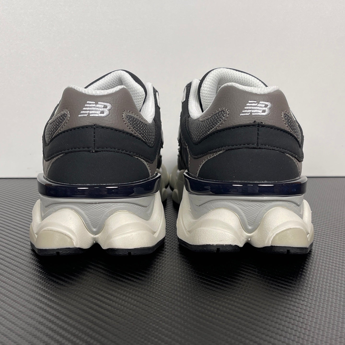 NEW BALANCE 9060 preto