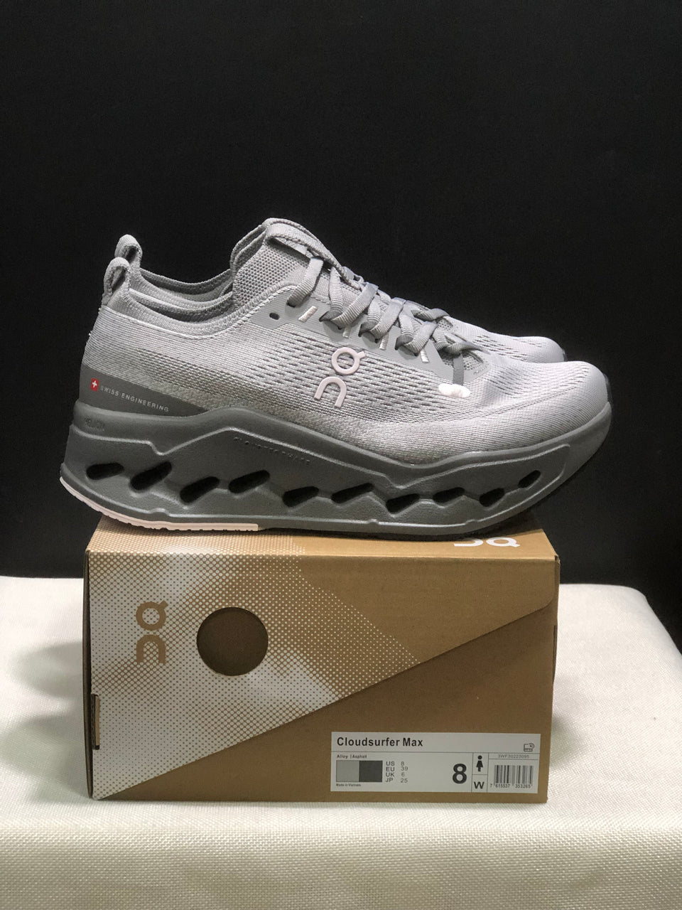 Tênis On Cloudsurfer Max Cinza escuro