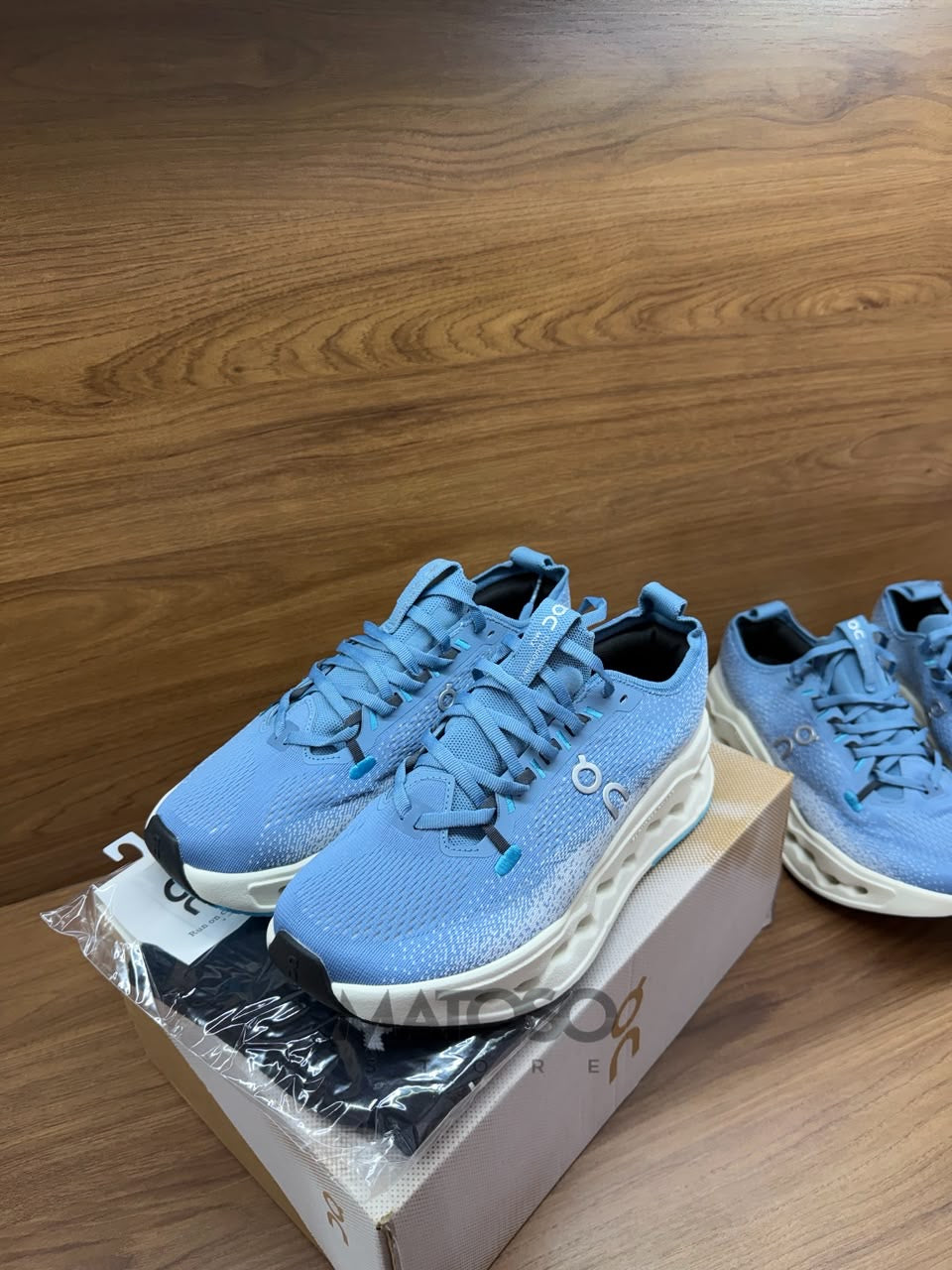 Tênis Cloudsurfer max azul claro pronta entrega