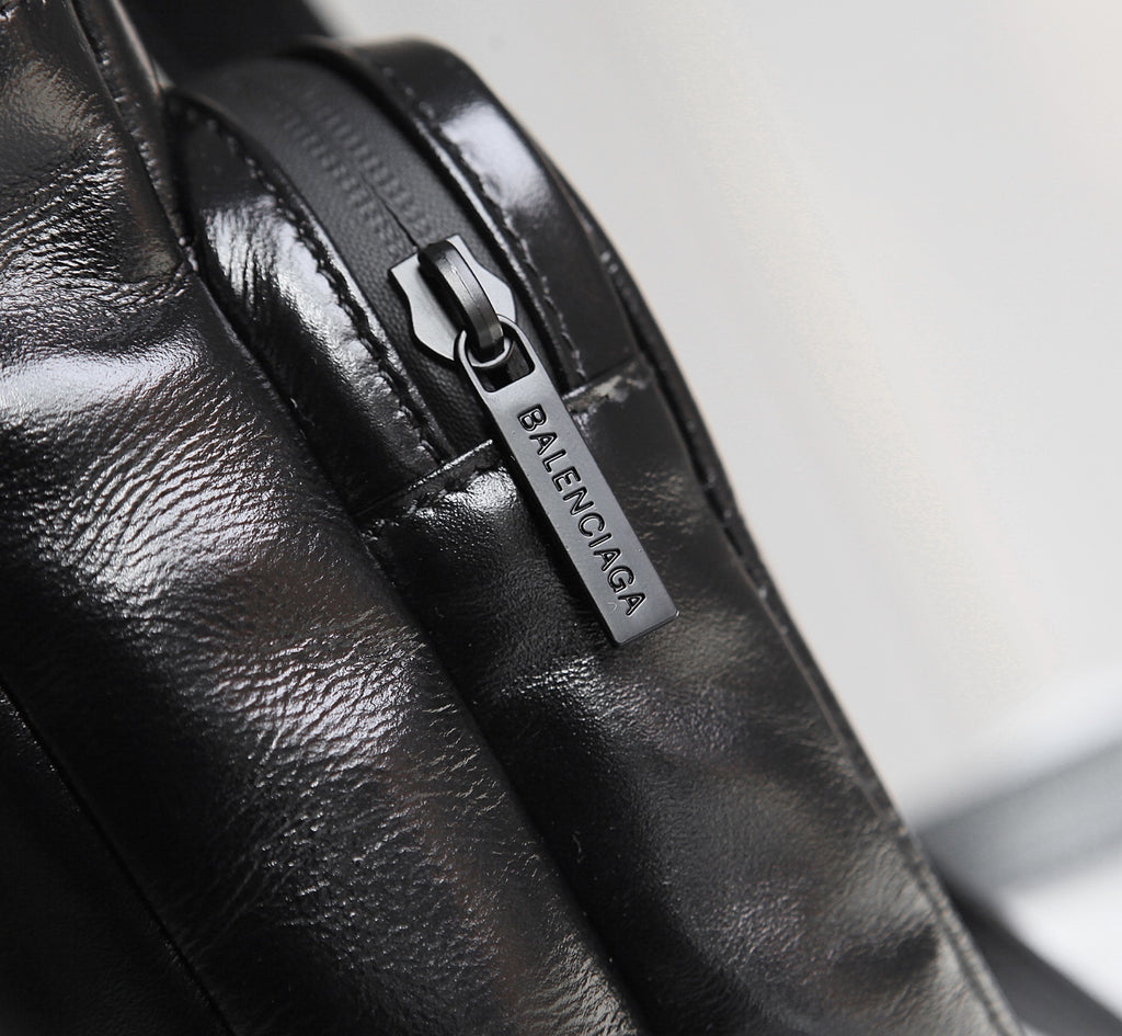 Balenciaga x Under Armour Messenger Bag 16x21.8x6.8cm