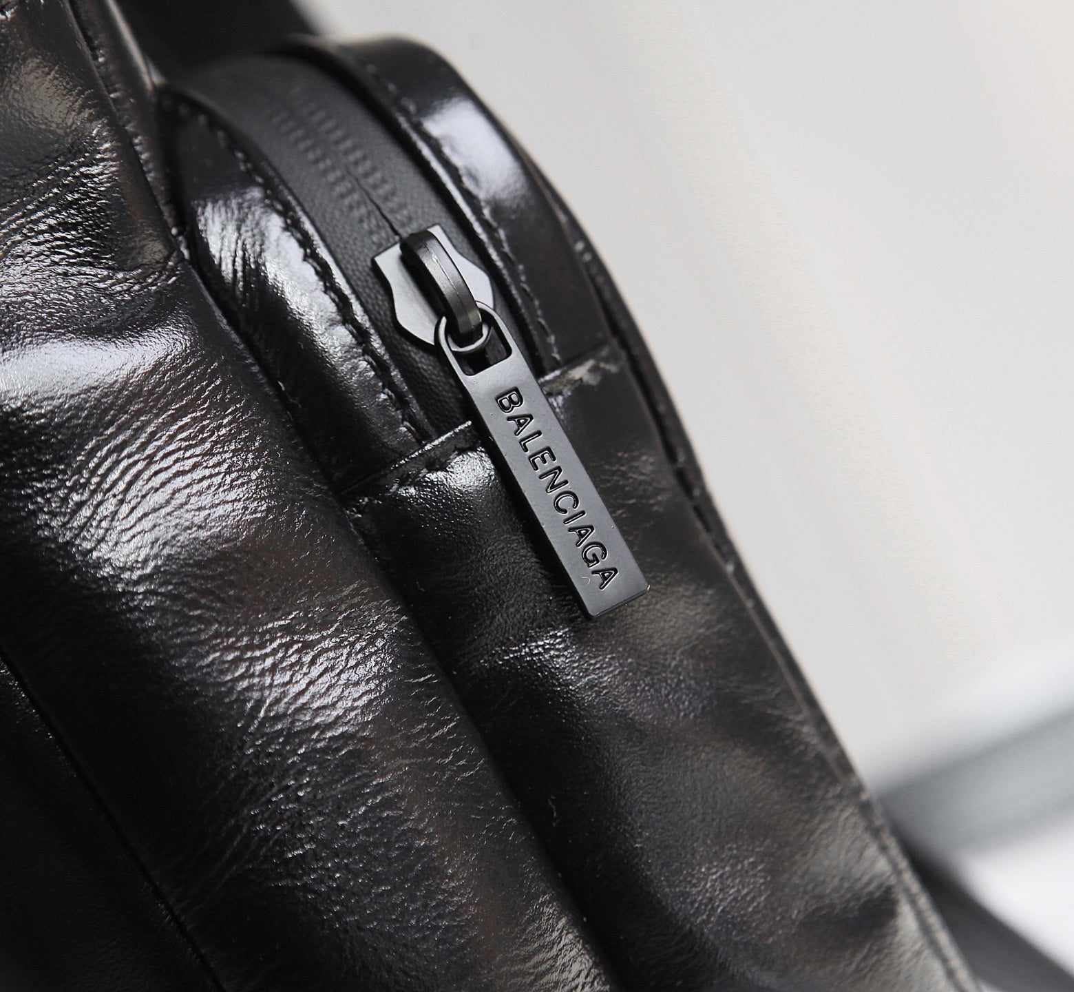 Balenciaga x Under Armour Messenger Bag 16x21.8x6.8cm