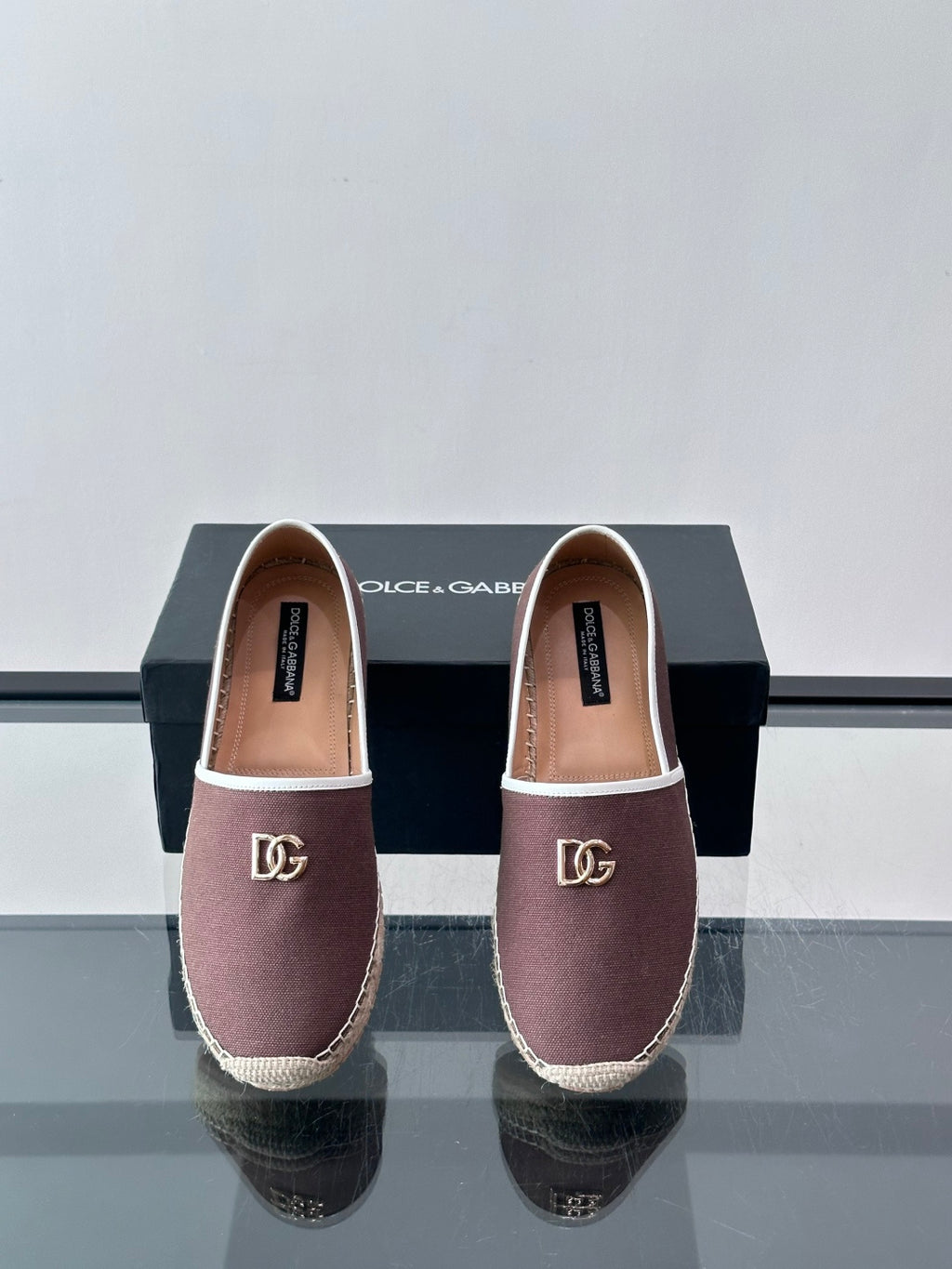 Espadrilhe DG com logo gravado marrom
