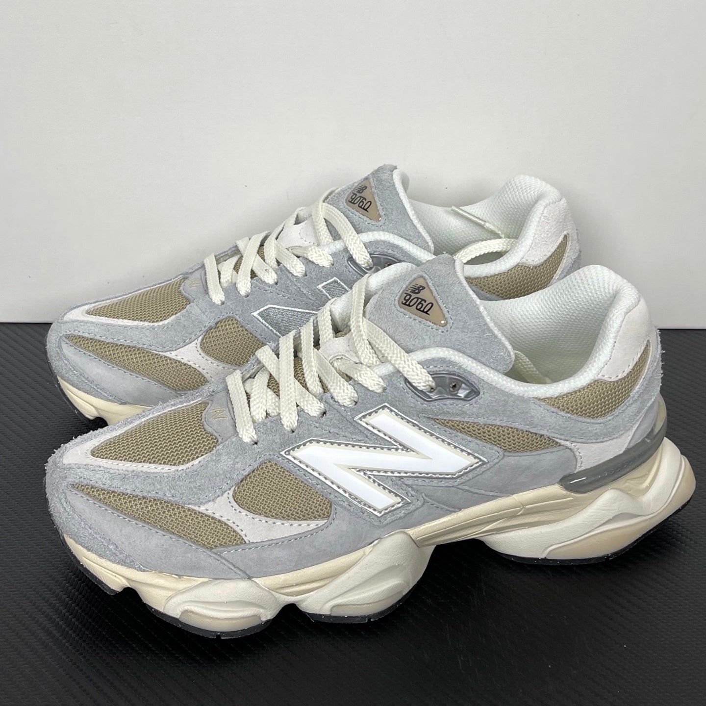 NEW BALANCE 9060 bege/cinza