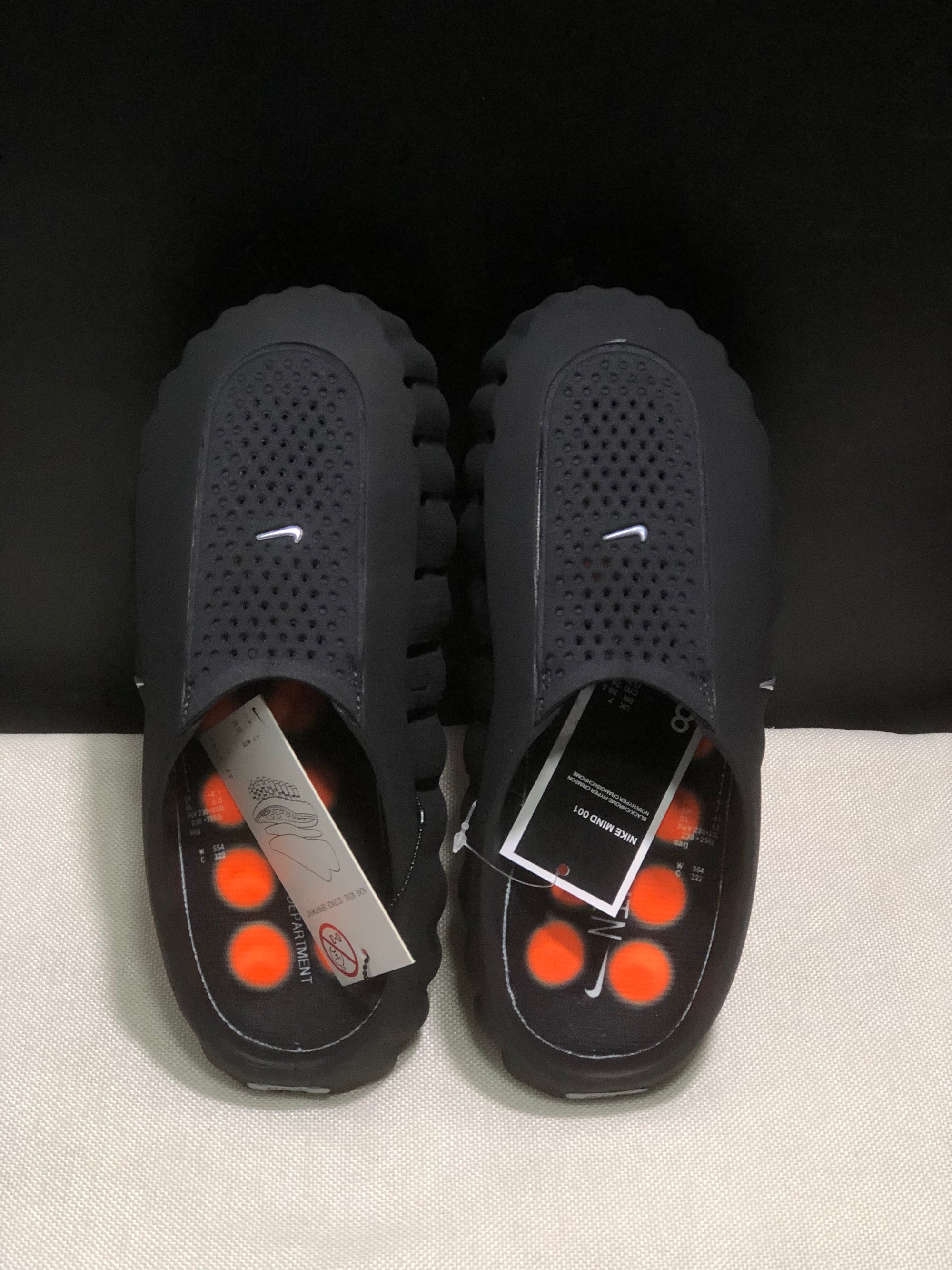 Slide Nike Mind 001 Black Chrome Preto