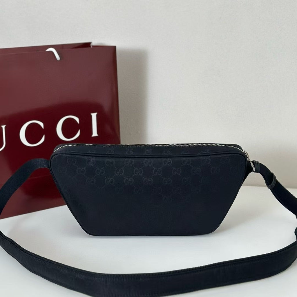 Bag Gucci GG Canvas Slingbag Preto  34x15x10cm