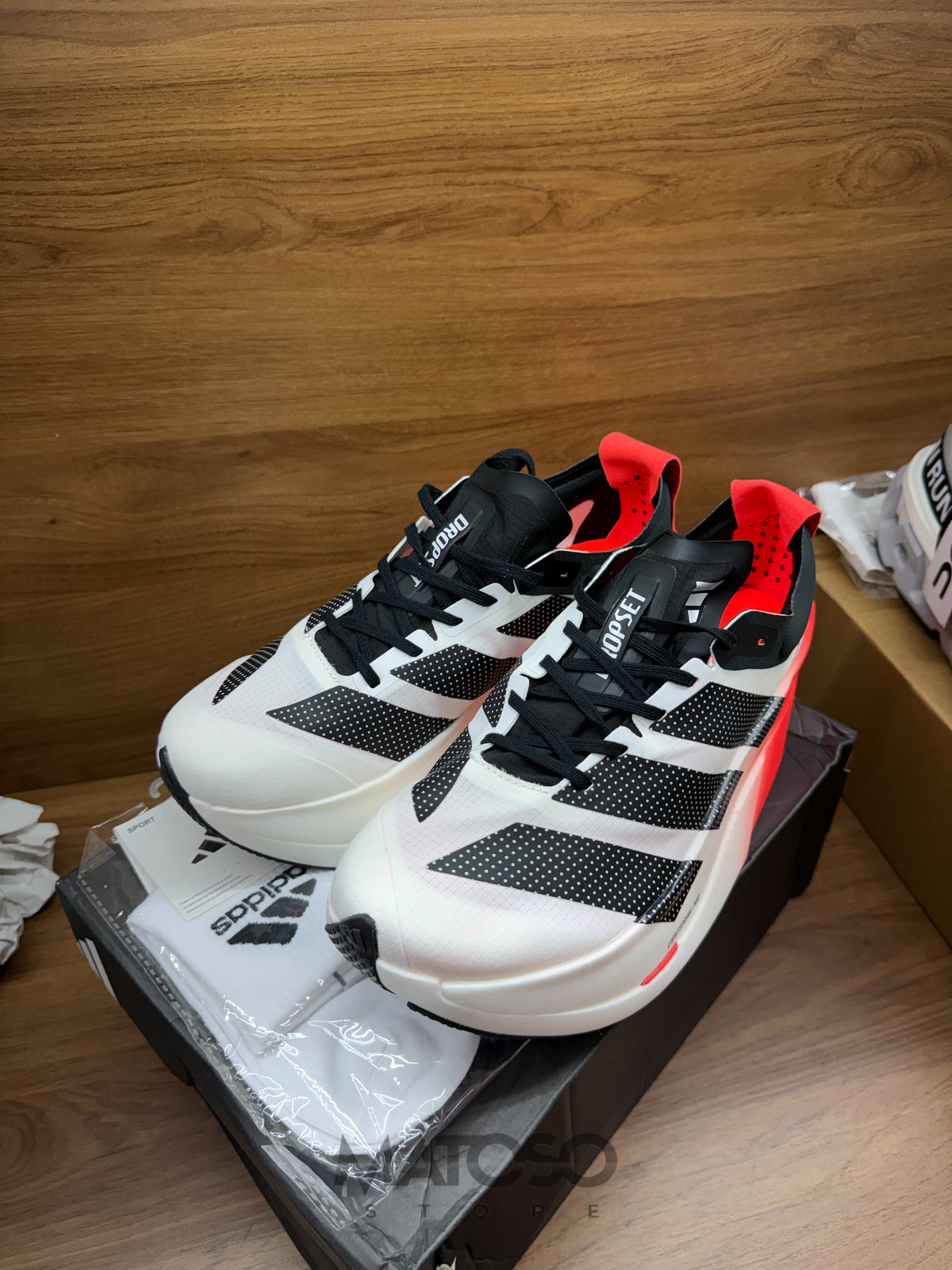 Tênis Adidas DropSet Elite degradê vermelho 40BR pronta entrega
