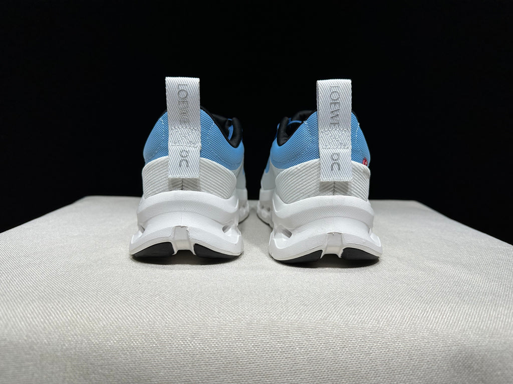 Tênis On Cloudtilt x LOEWE branco/azul