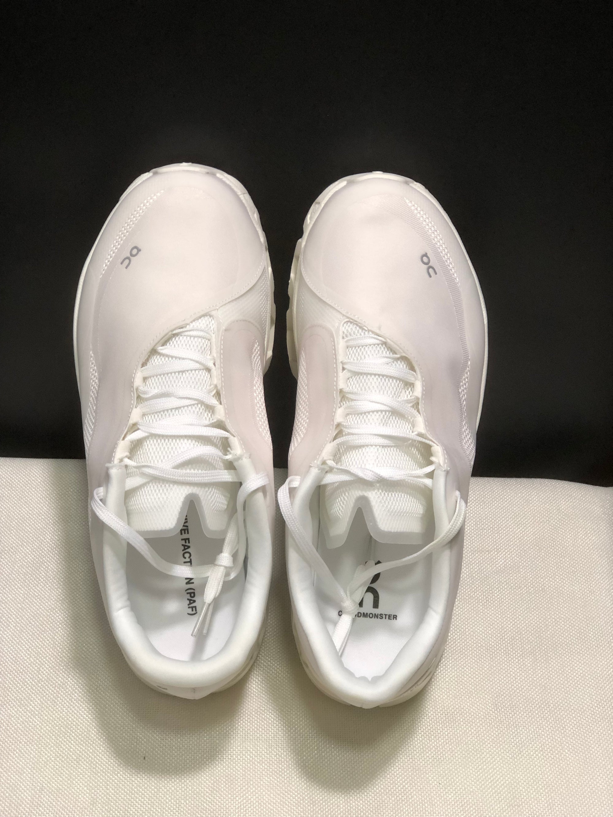 Tênis On Cloudmonster Hyper x PAF Branco