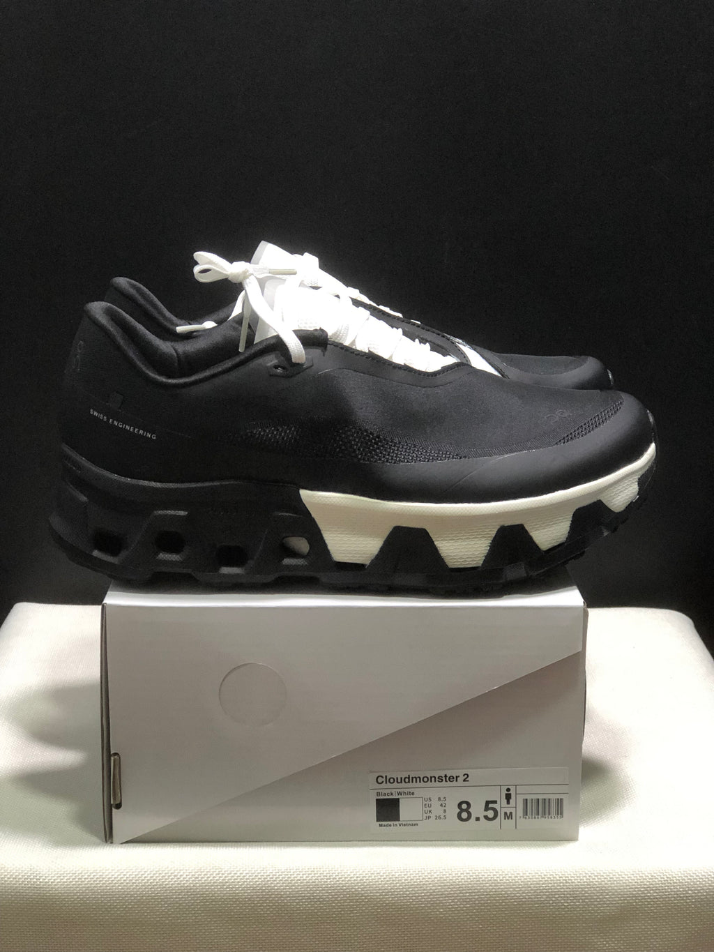 Tênis On Cloudmonster Hyper x PAF Preto/Branco