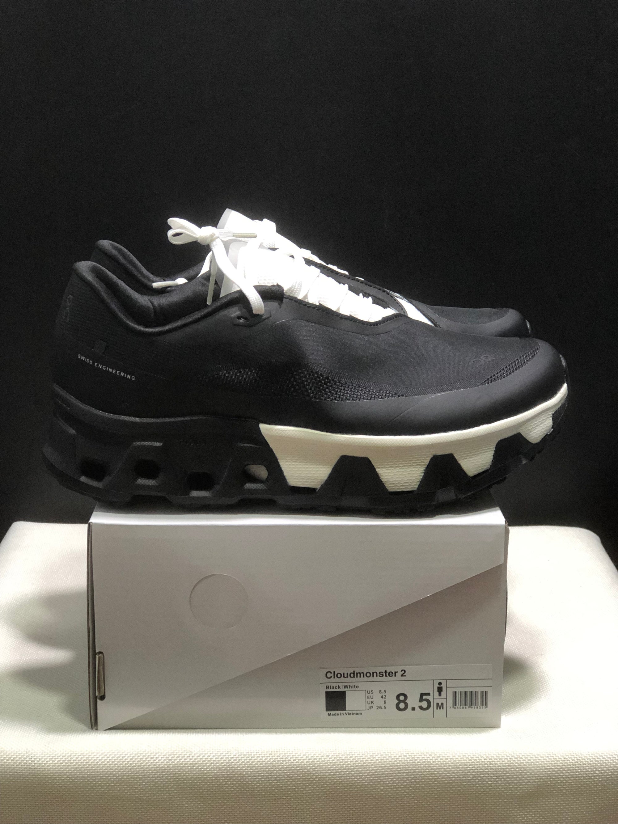 Tênis On Cloudmonster Hyper x PAF Preto/Branco