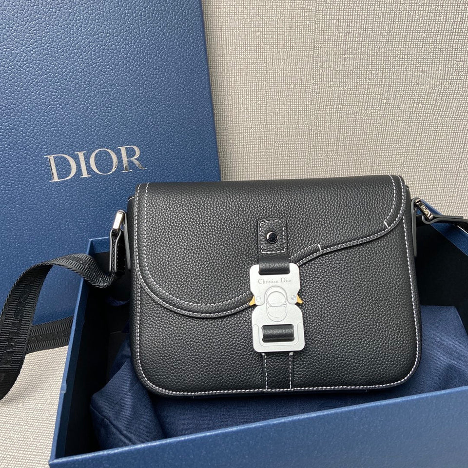 Bag Dior Saddle Messenger Pequena Preto 23x18x6CM