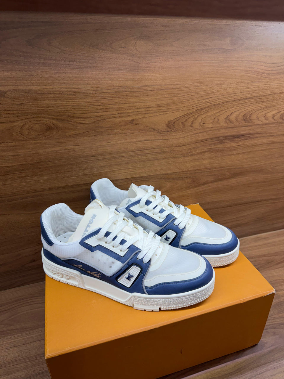 Tênis LV Branco/Azul