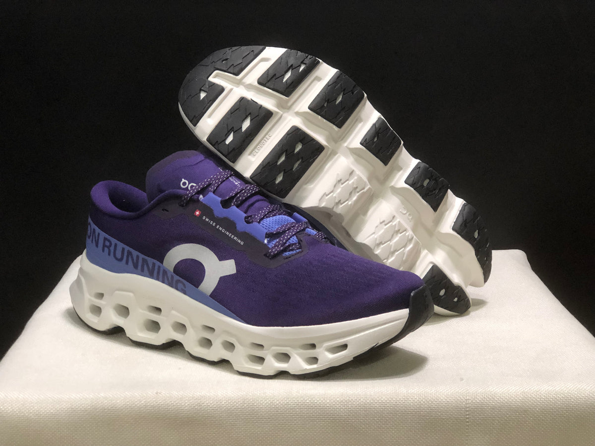 Tênis On Running Cloudmonster 3 roxo/azul