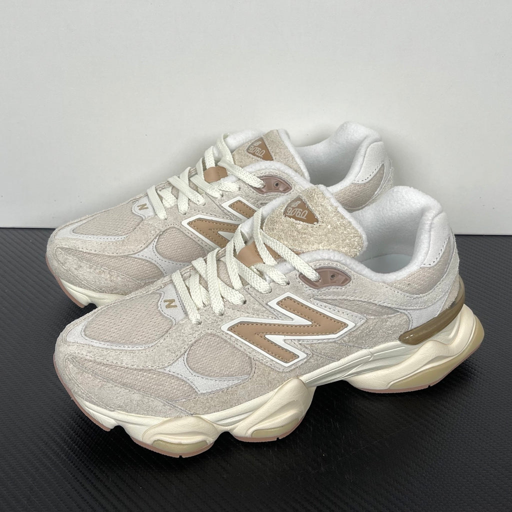 NEW BALANCE 9060 bege/marrom