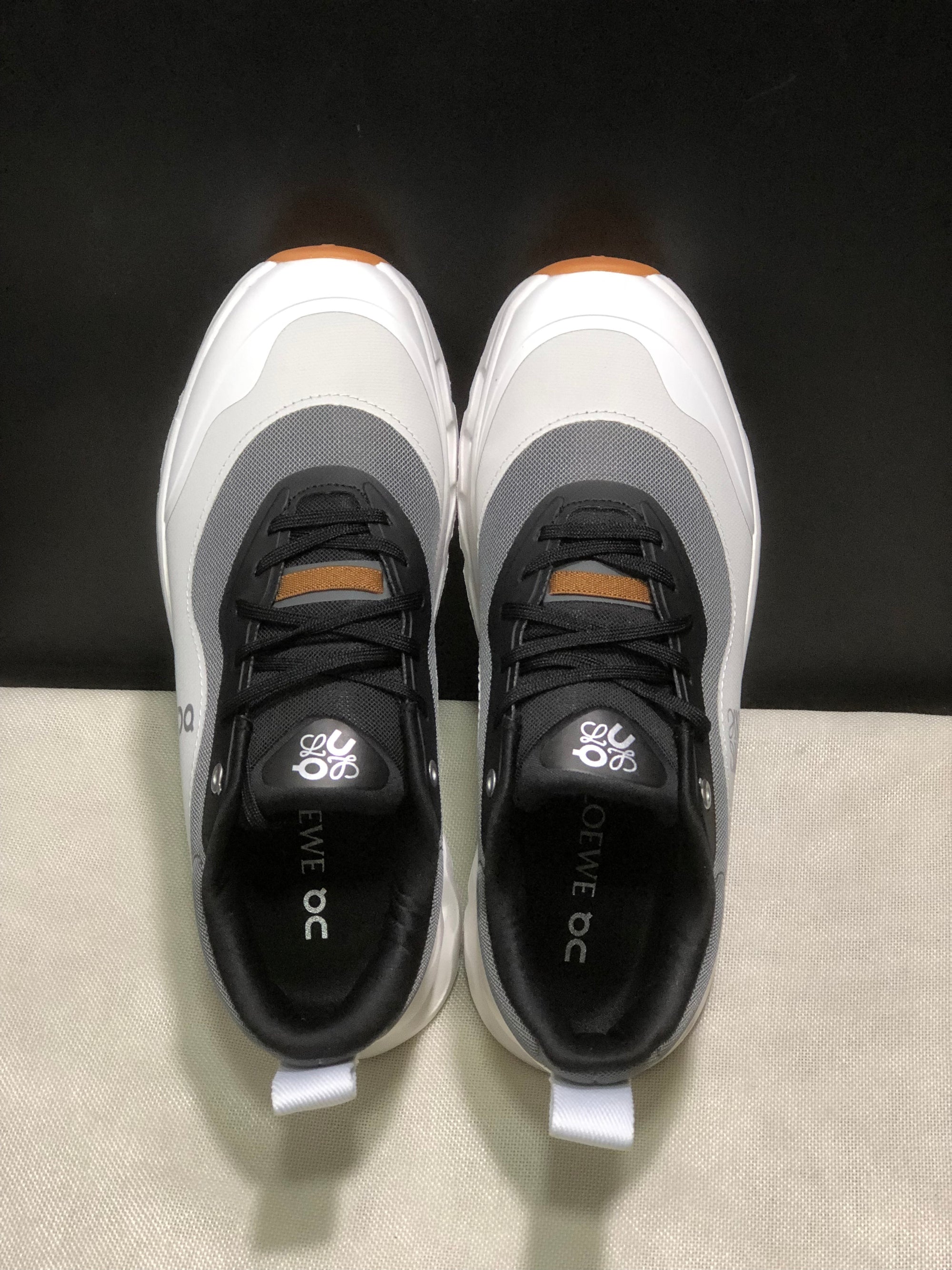 Tênis On Cloudtilt x LOEWE Branco/Bege/Cinza