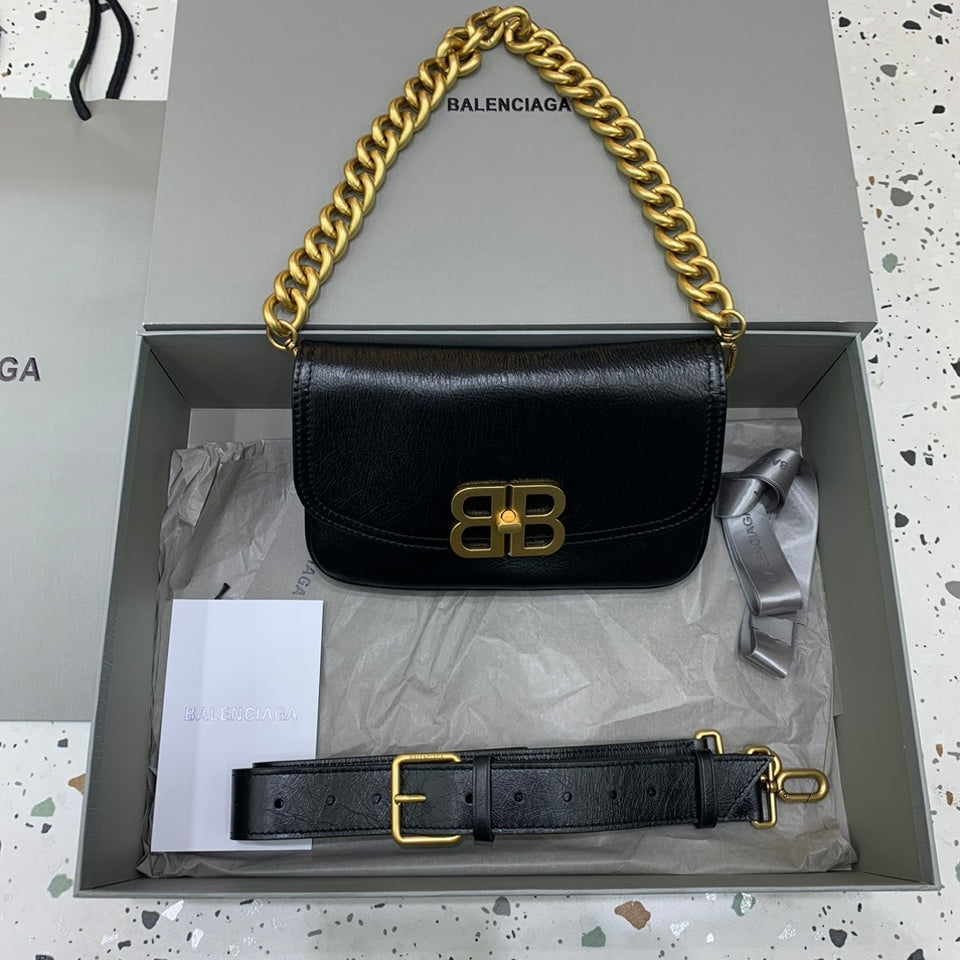 Bolsa Balenciaga BB Soft 23.5x14cm preta/dourada