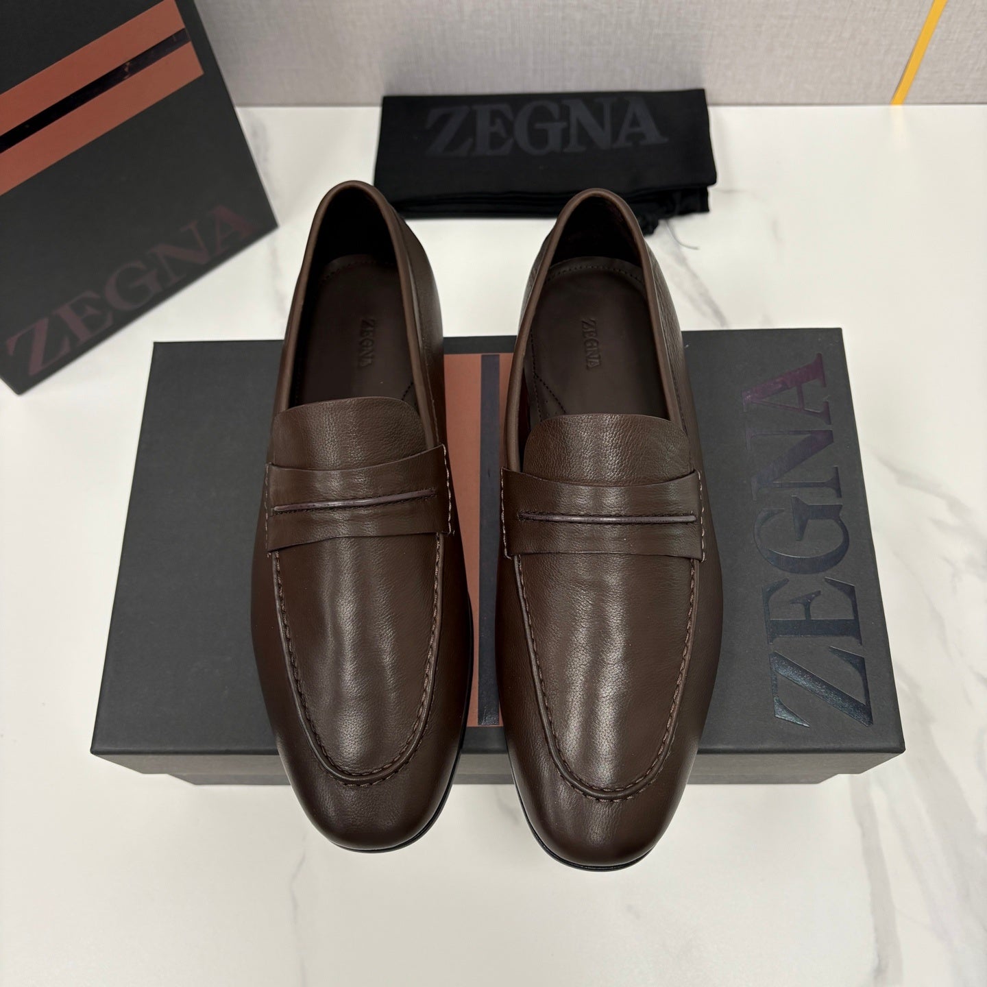 Mocassim Zegna Penny Loafer couro marrom