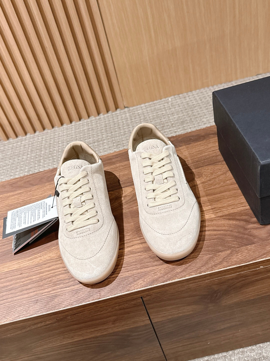 Zegna 232 Camurça bege