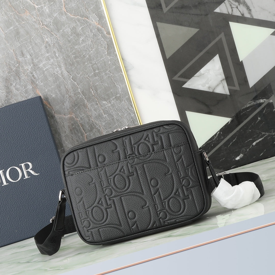 Pochete Dior Rider 2.0 Zipped Messenger Bag Preto 23x17x7.5cm