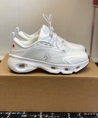 Tênis On Cloudsolo x LOEWE Branco