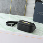 Pochete Dior x KAWS Mini Rider 2.0 Zipped Messenger Bag  18.5 x13.5 x7cm