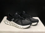 Tênis On Cloudrunner 2 Preto/Branco