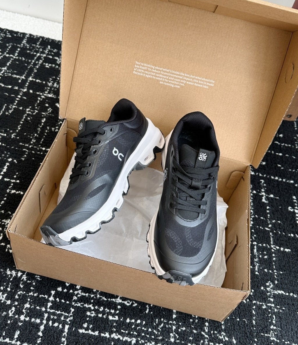 Tênis On Cloudventure 2.0 x LOEWE Preto/Branco