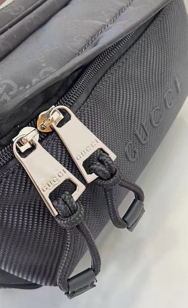 Bag Gucci GG Canvas Slingbag Preto  34x15x10cm