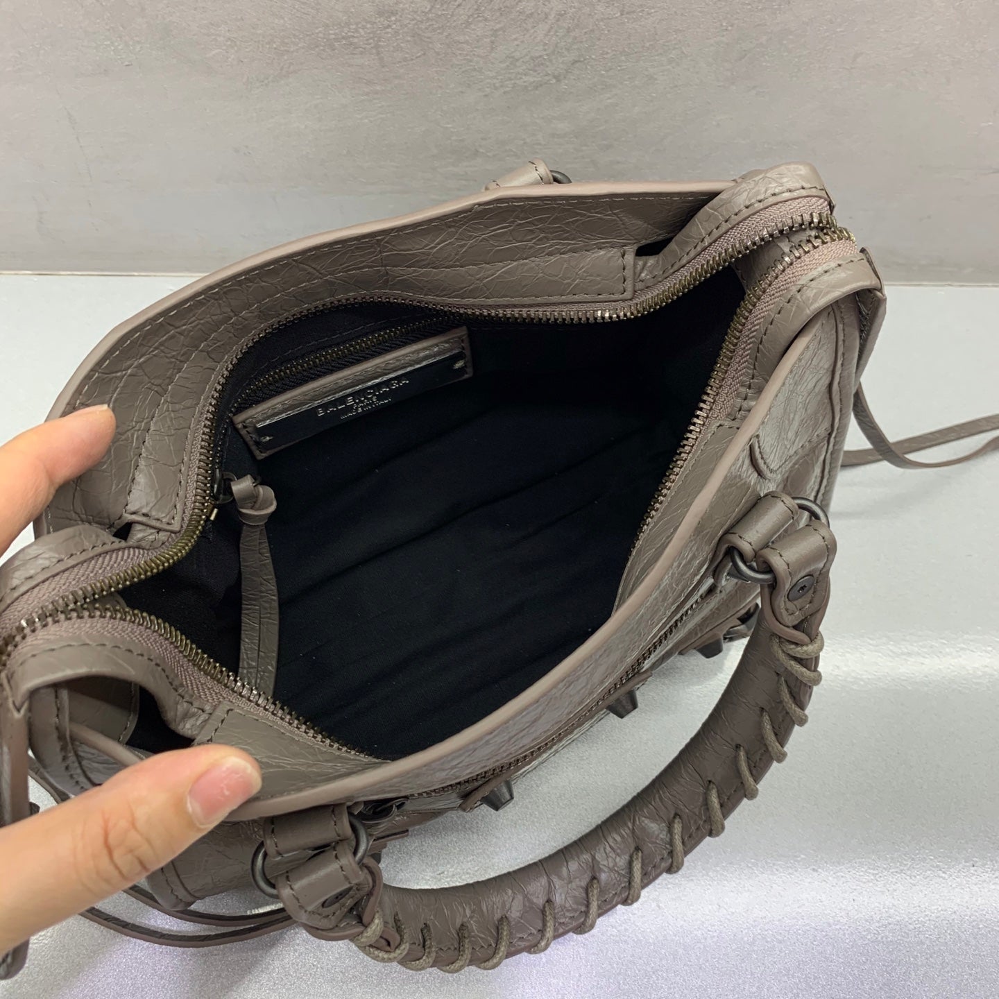 Bolsa Balenciaga Le City Mini 23x10x16cm cinza