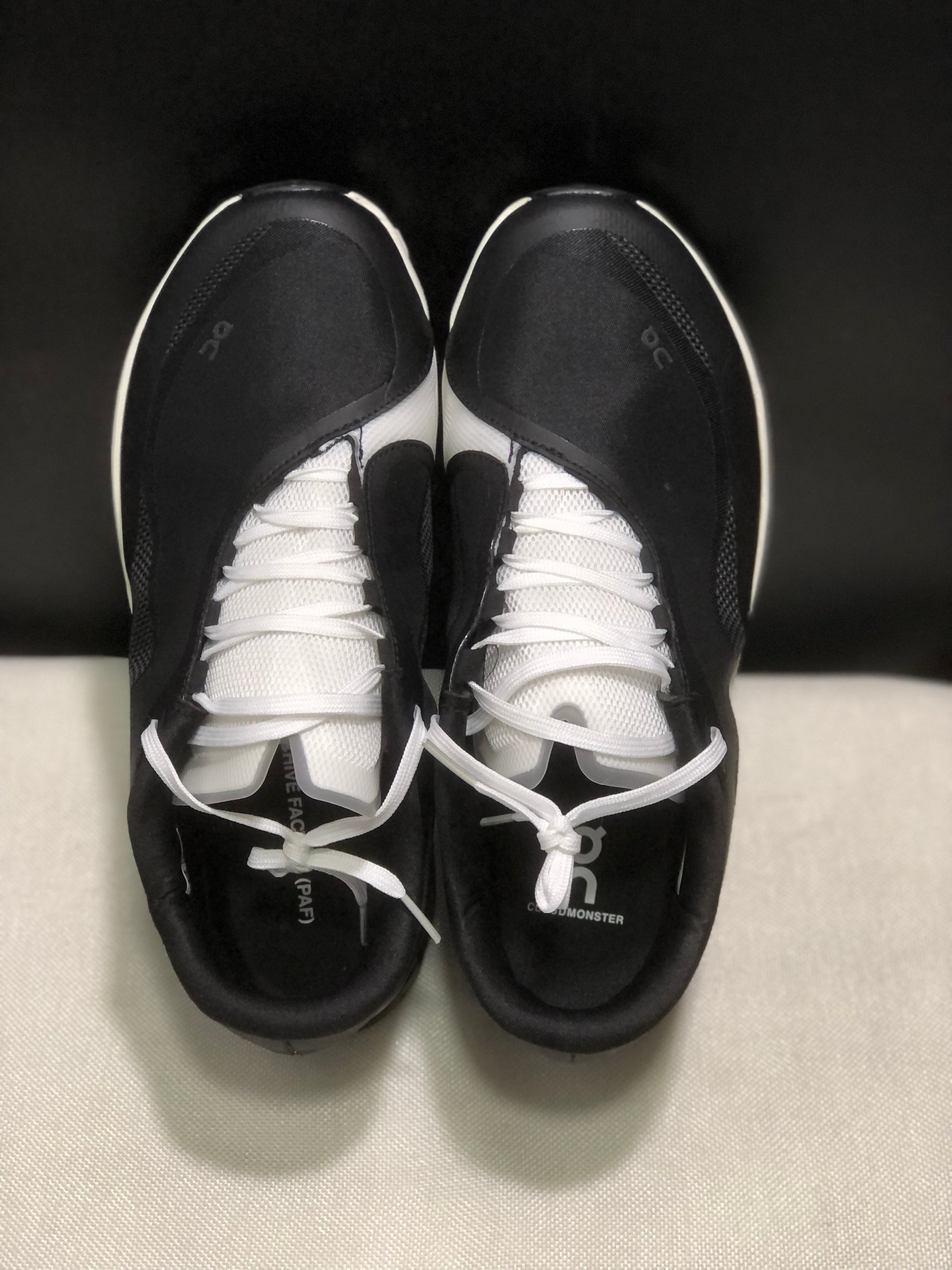 Tênis On Cloudmonster Hyper x PAF Preto/Branco