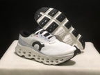 Tênis On Running Cloudmonster 3 Branco/preto