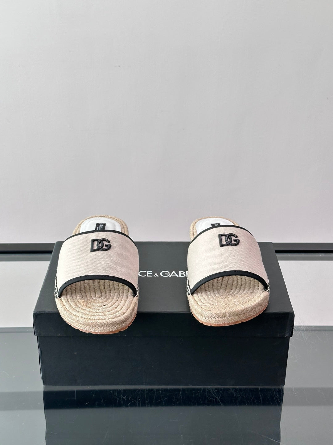 Espadrilhe DG com logo gravado off white