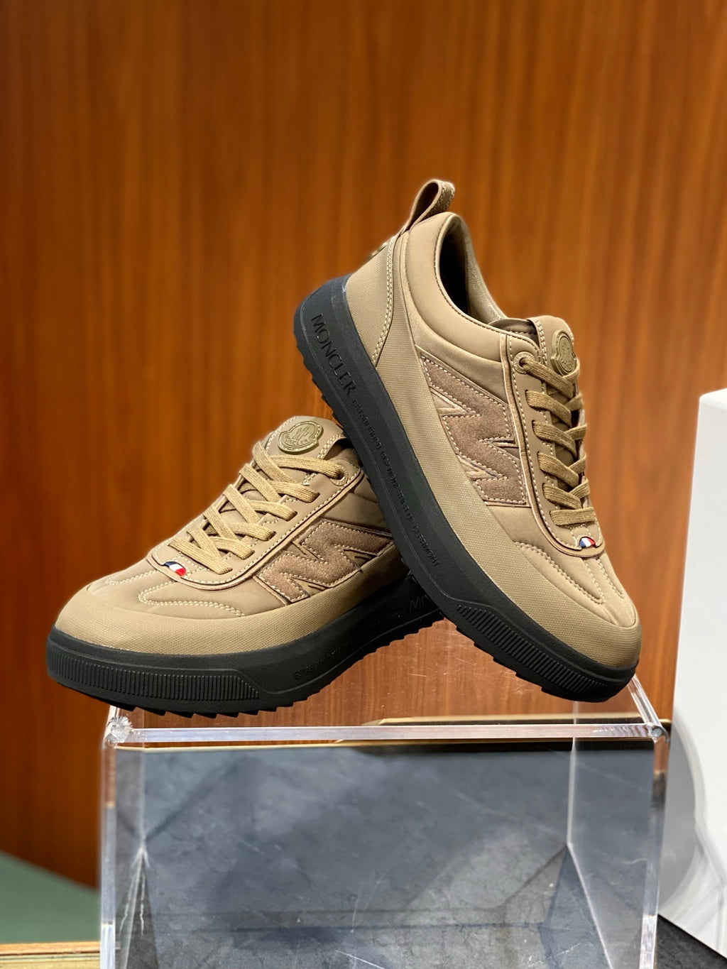 Tênis Moncler Altive Marrom