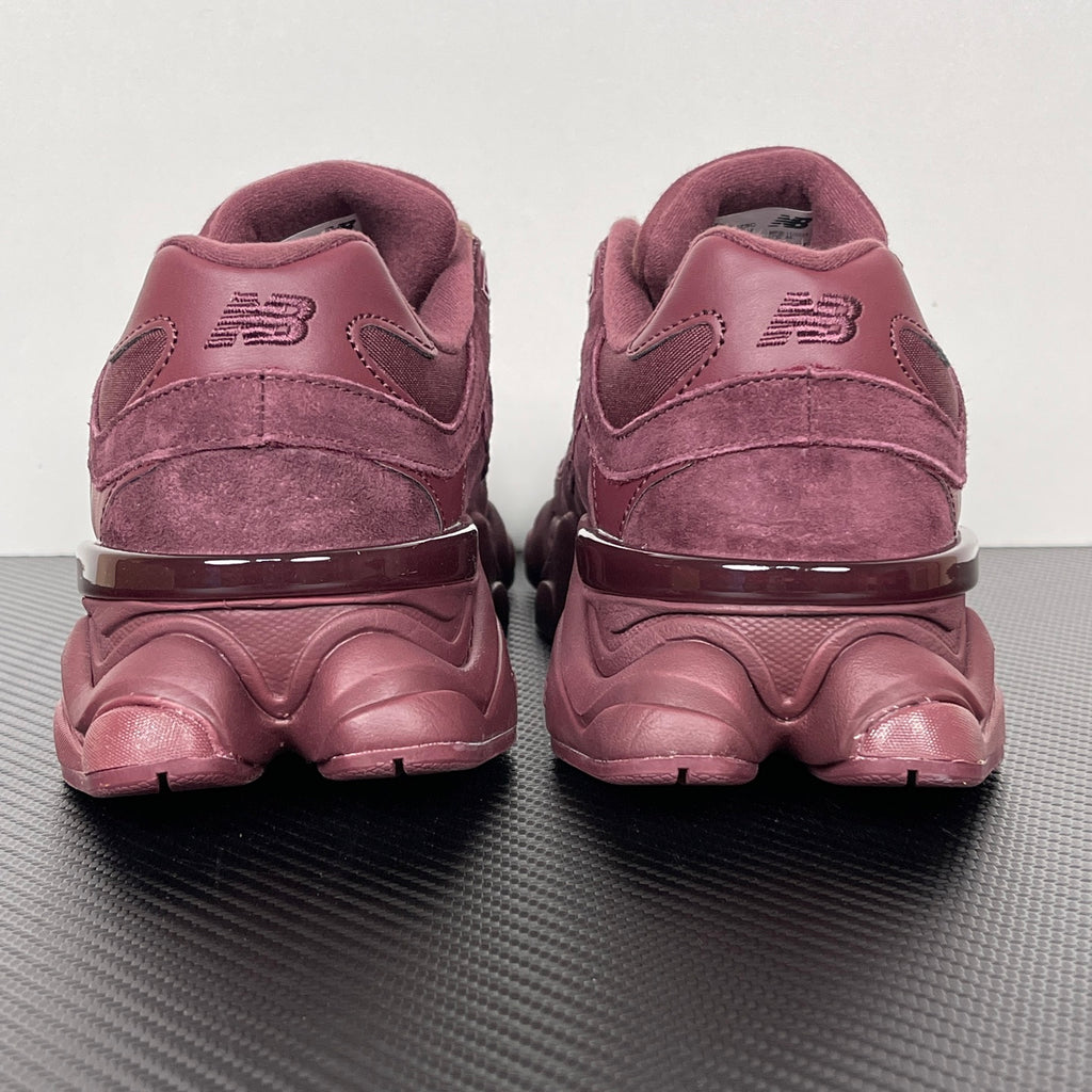 NEW BALANCE 9060 vermelho