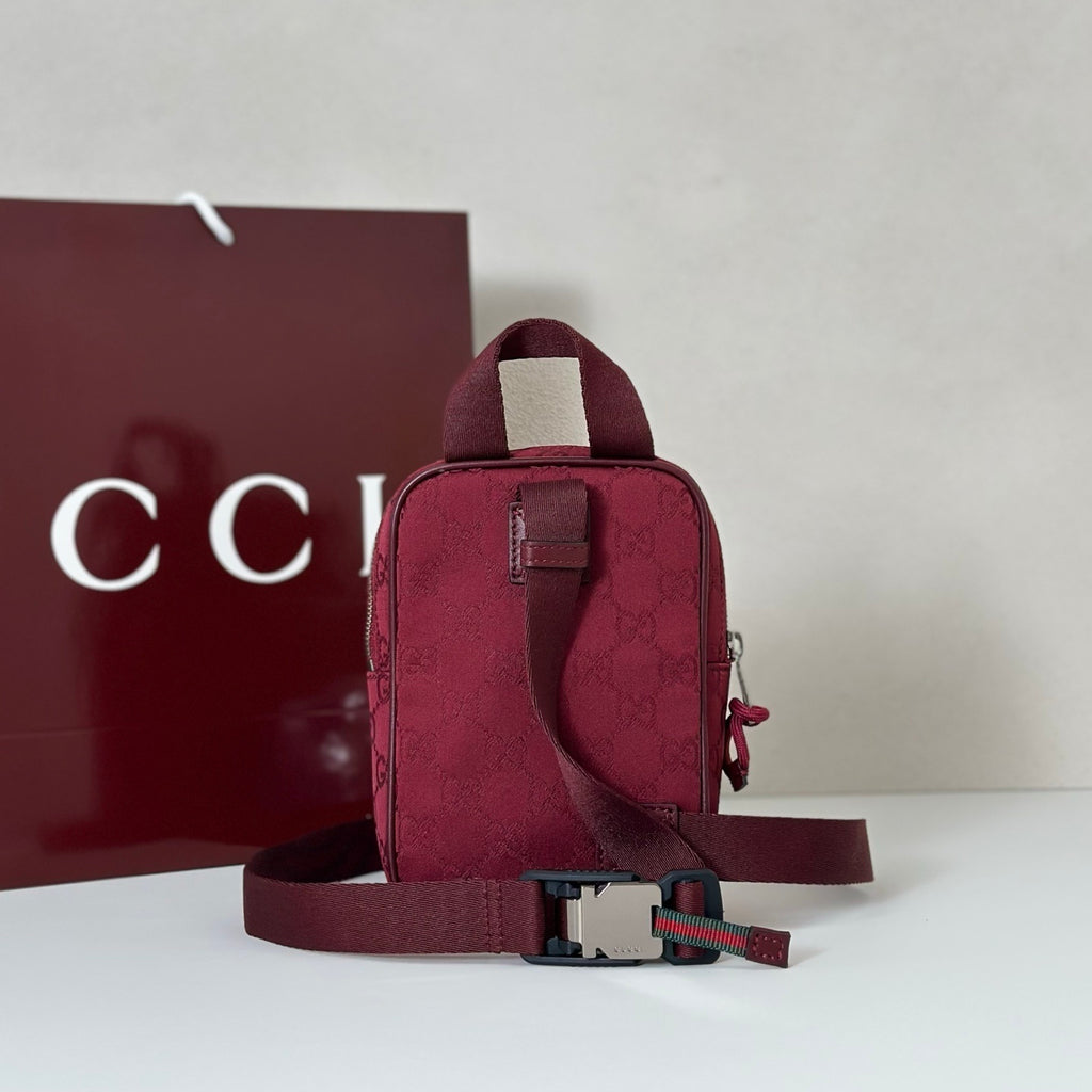 Bag Gucci Nexus Mini GG Vermelho 12.5x17.5x4cm
