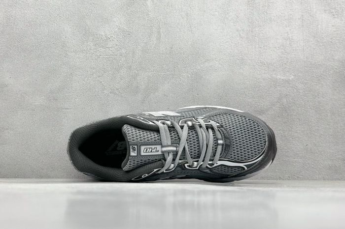 Tênis New Balance NB 740 Cinza/Preto