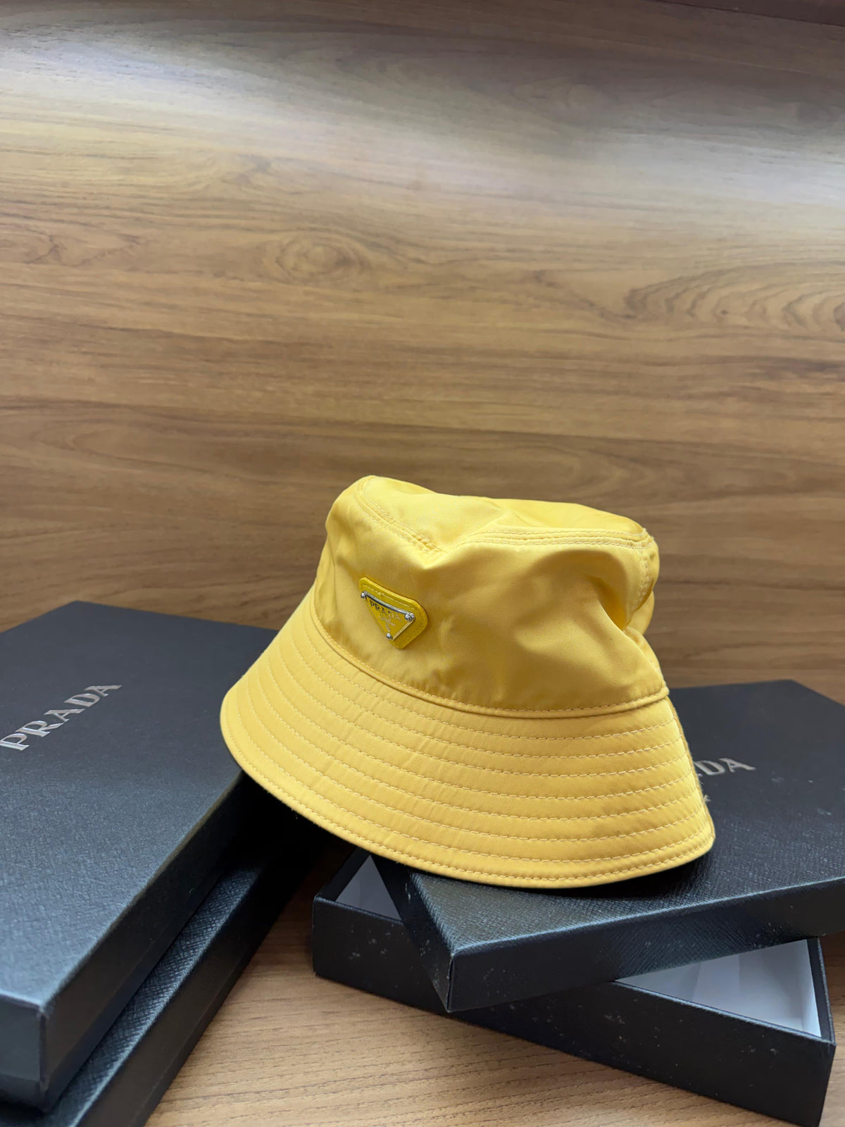 Bucket amarelo TAM único pronta entrega