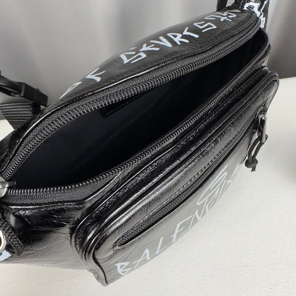 Pochete Balenciaga Graffiti Explorer Belt Bag 40x18CM