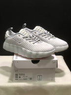 Tênis Nike Mind 002 Cinza