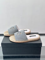 Espadrilhe DG com logo gravado cinza camurça