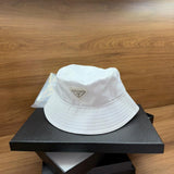 Bucket branco TAM único pronta entrega