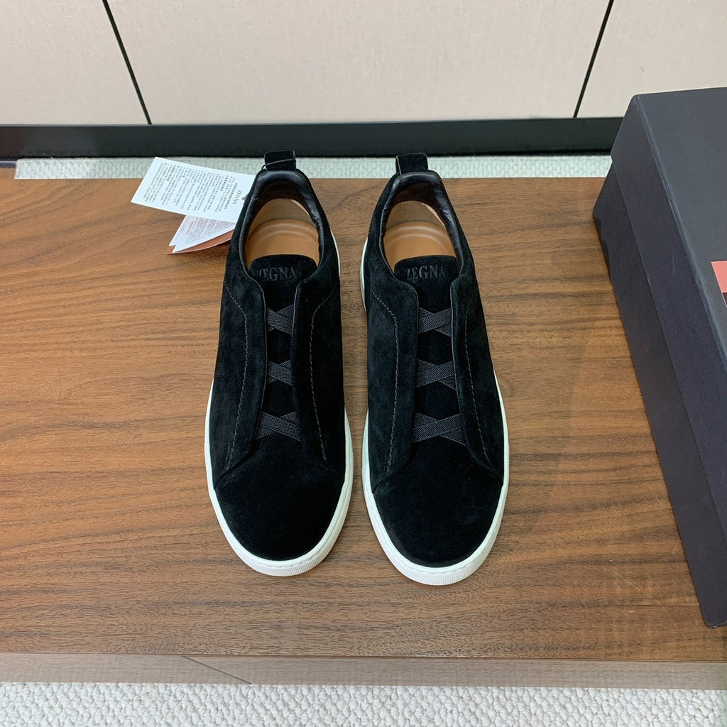 Zegna Triple Stitch em Camurça Preto
