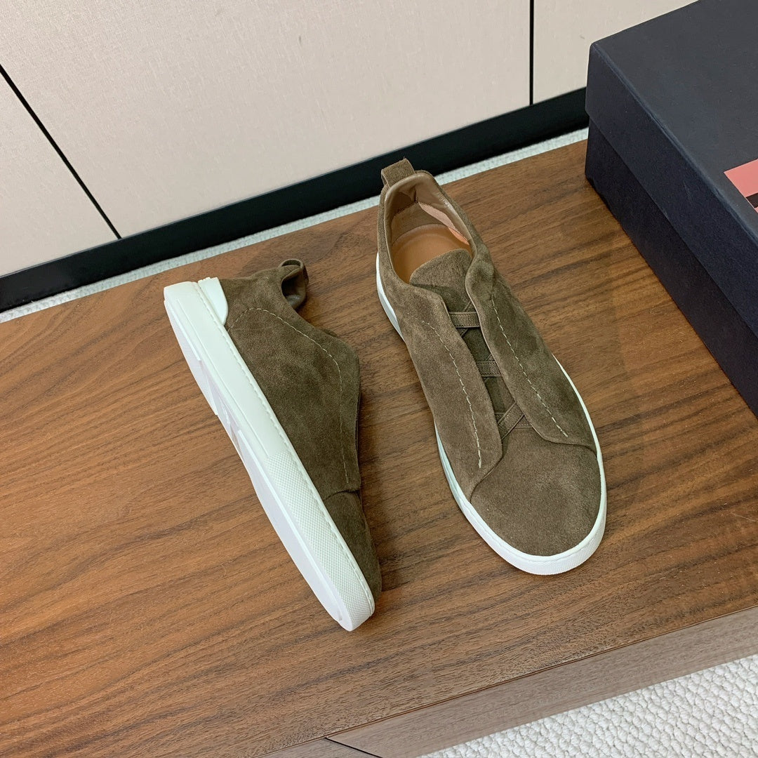 Zegna Triple Stitch em Camurça Verde