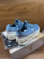Tênis Cloudsurfer max azul claro pronta entrega