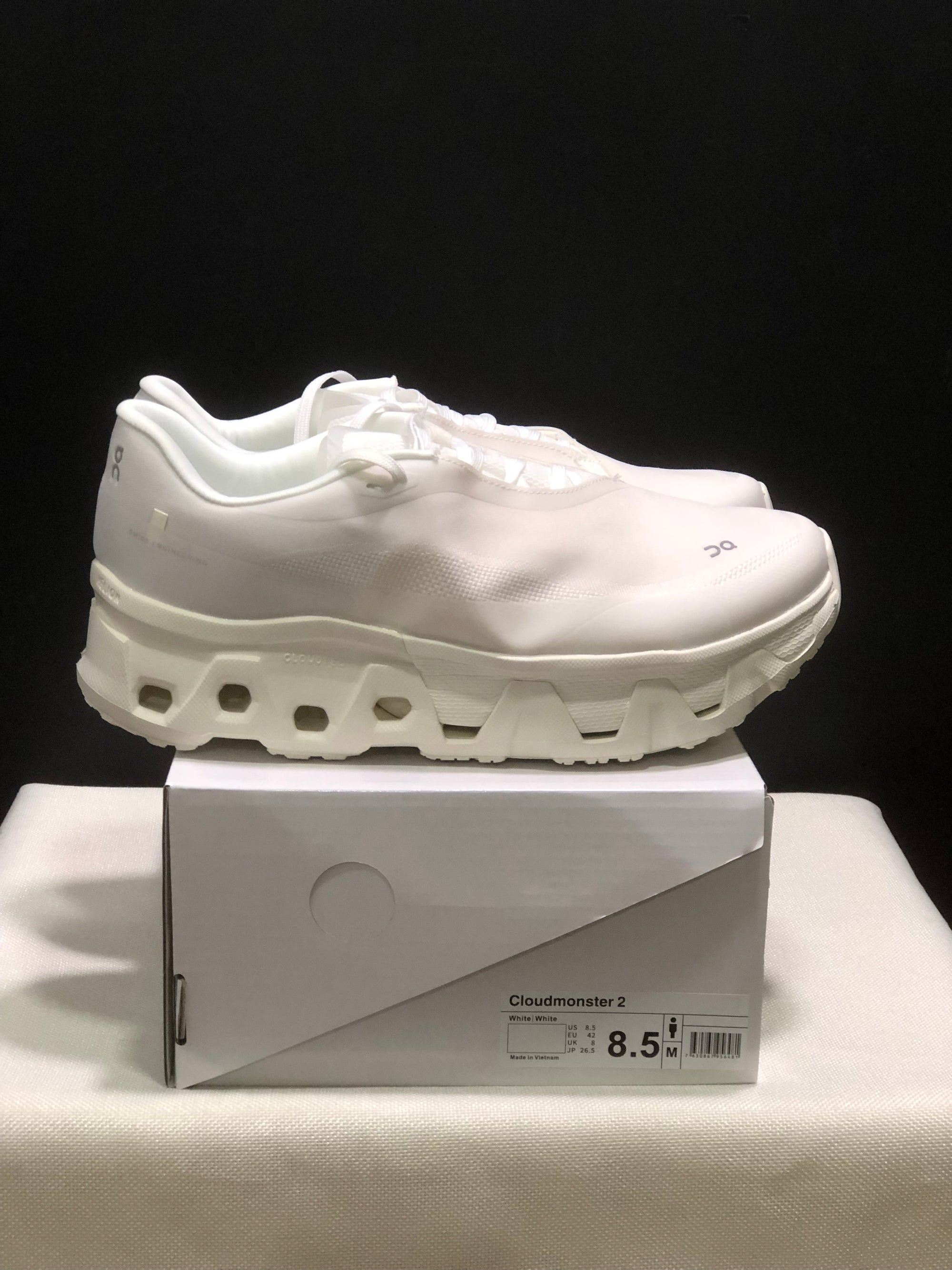 Tênis On Cloudmonster Hyper x PAF Branco