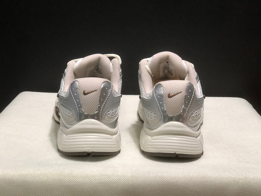 Nike V5 RNR prata